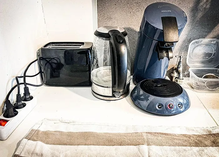 Apartment Beautiful 2-bedroom With Balcony And Free Parking