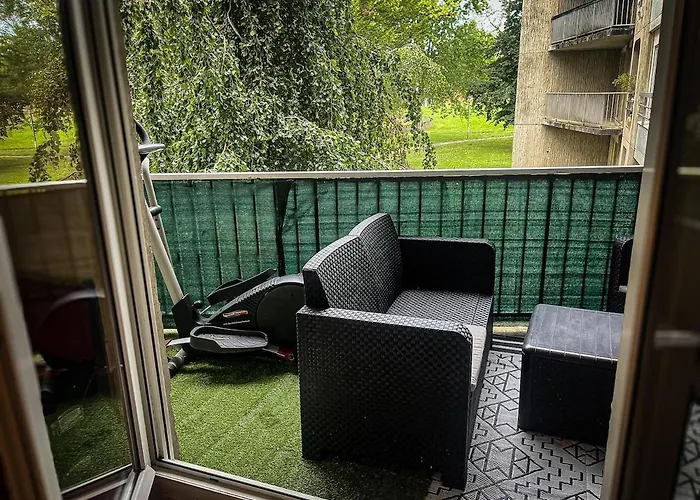 Beautiful 2-bedroom With Balcony And Free Parking